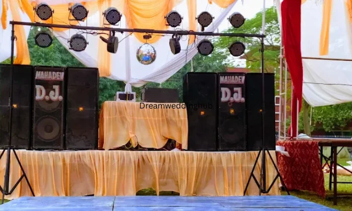 Muskan Dj  Road Light